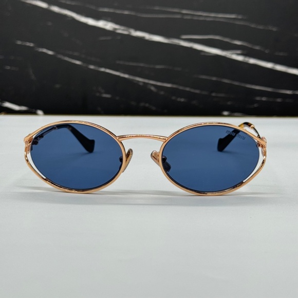 NEW MU52YS ZVF1V1 MIU MIU SMU 52Y ZVF1V1 GOLD BLUE MU 52YS OVAL WOMEN SUNGLASSES main image 10